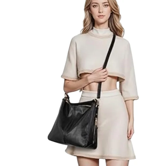 Black Vegan Leather Crossbody Shoulder Bag  NWT - Picture 2 of 12